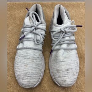 Sorel Light Gray Sneakers with Purple Insole sz 8 Wos